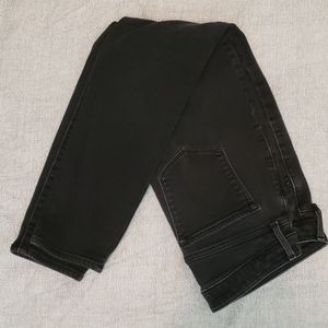 Black skinny jeans